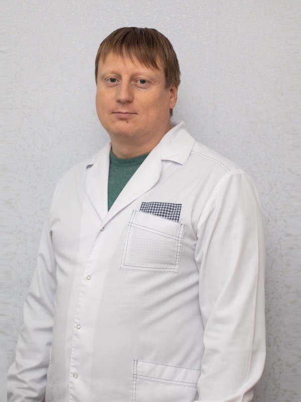 Проняєв Юліан Миколайович